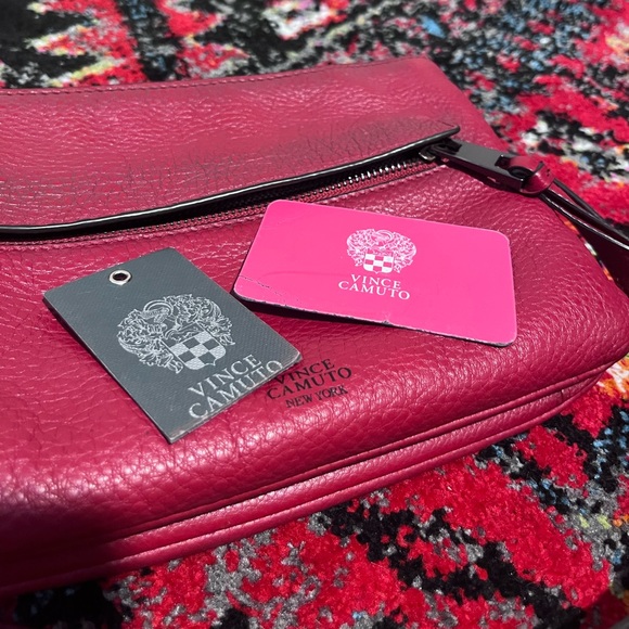 Vince Leather Crossbody Handbag - Picture 4 of 11